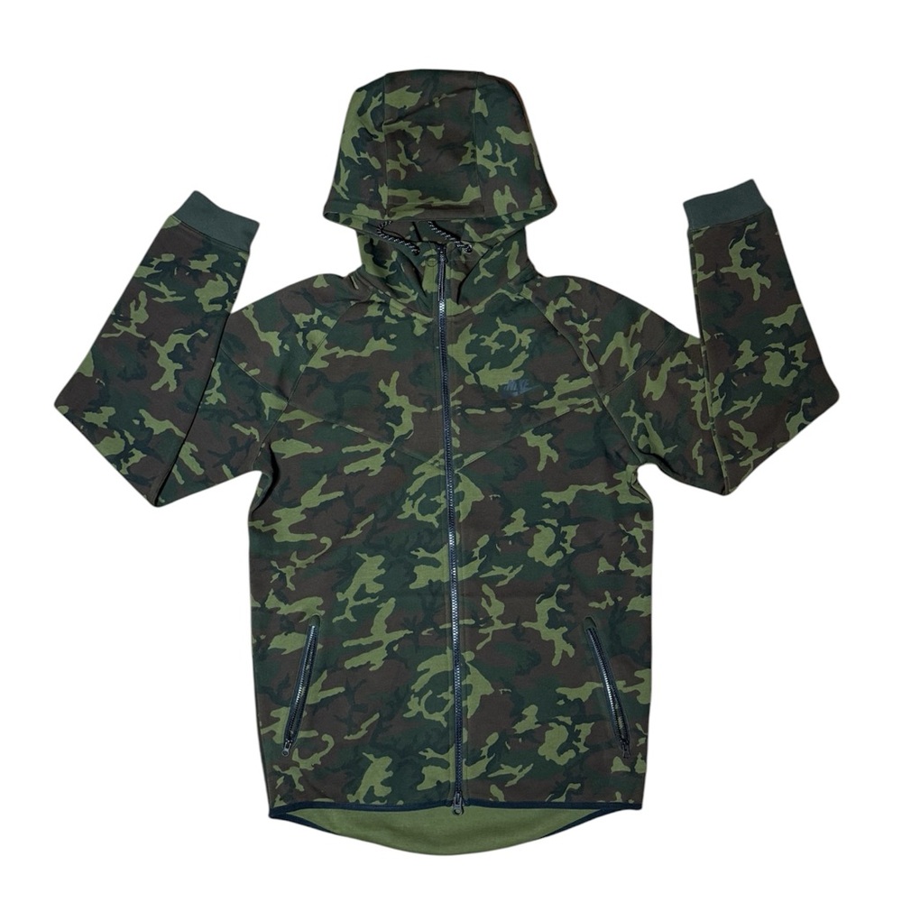 Men's Nike Tech Fleece Zip-Up Hoodie OG Retro Camo FN3929-355 NWOT Size Medium